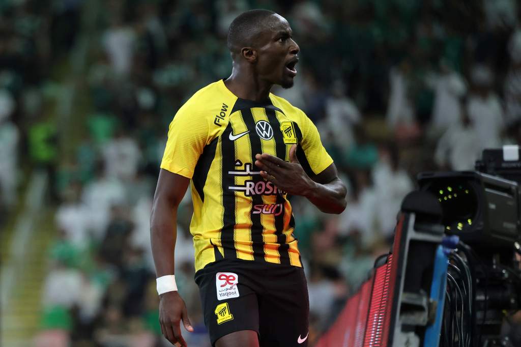 Moussa Diaby dalam balutan jersey klub
