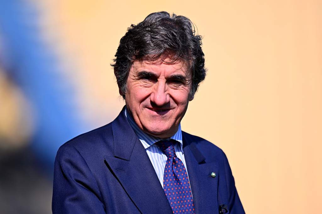 Urbano Cairo memberikan komentar pedas terkait kursi kepelatihan Timnas Italia